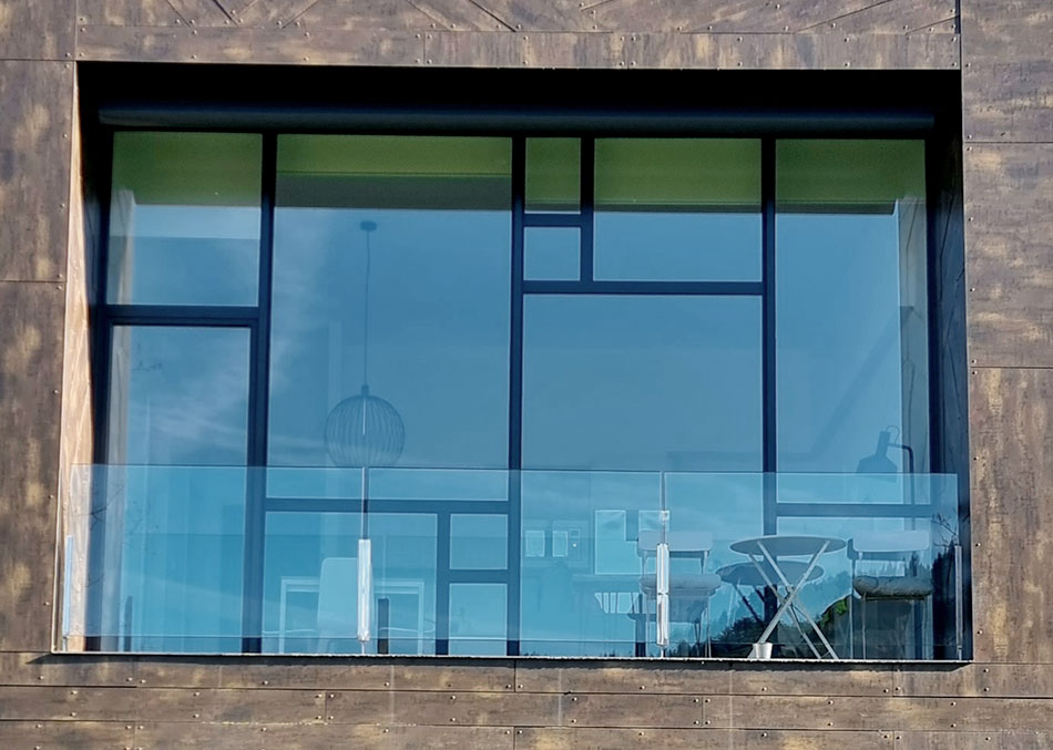 Vista detalla balcón, Apartamentos Bergaretxe